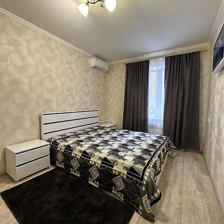 Prospekt Peremogu 10B Apartment Кропивницкий Екстериор снимка