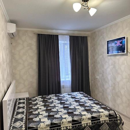 Prospekt Peremogu 10B Apartment Кропивницкий Екстериор снимка